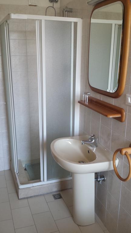 Residence Capinera Sottomarina Habitación foto